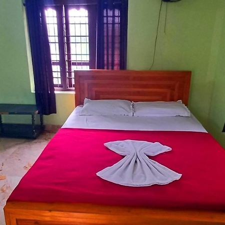 Empire Homestay Kalpetta Εξωτερικό φωτογραφία