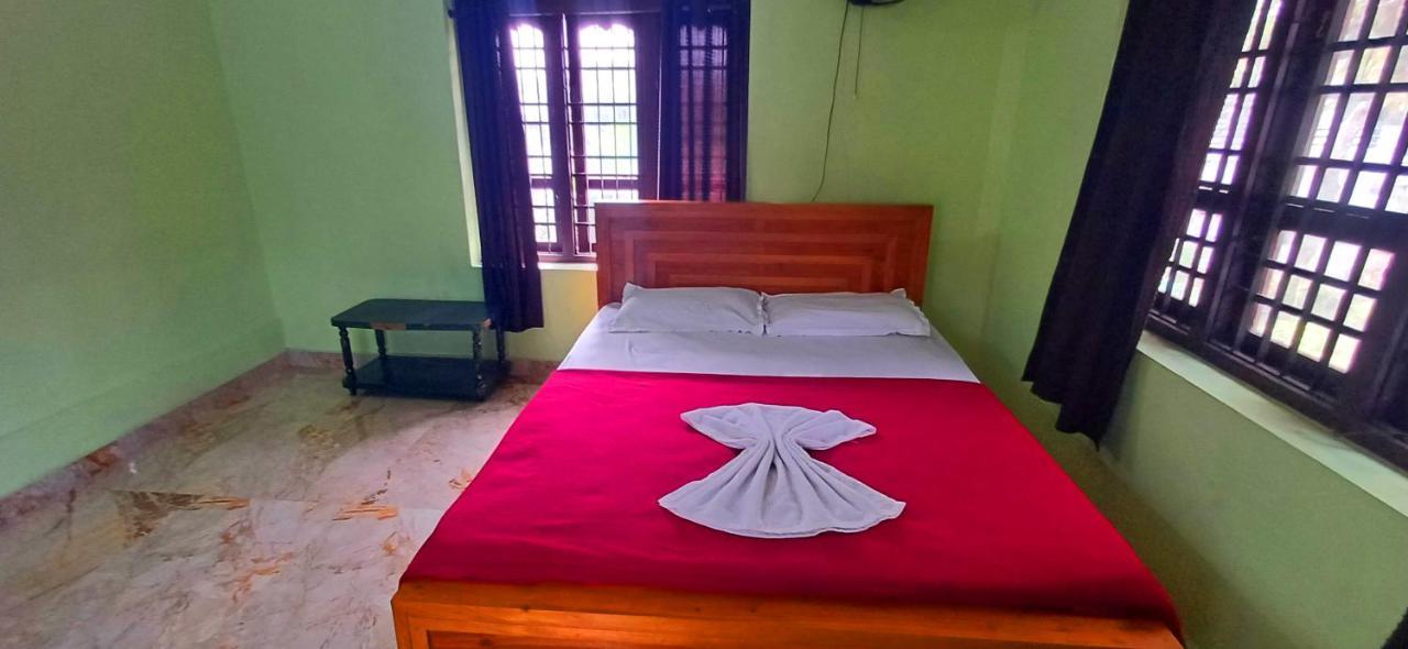 Empire Homestay Kalpetta Εξωτερικό φωτογραφία