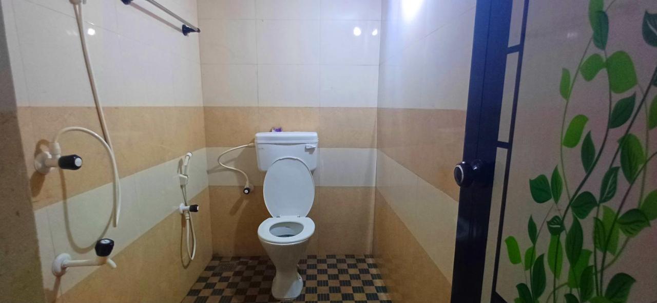 Empire Homestay Kalpetta Εξωτερικό φωτογραφία
